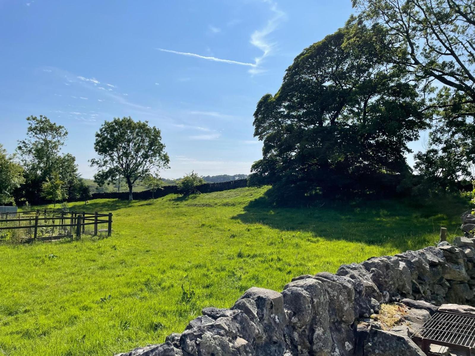 Barcloy Milk House
